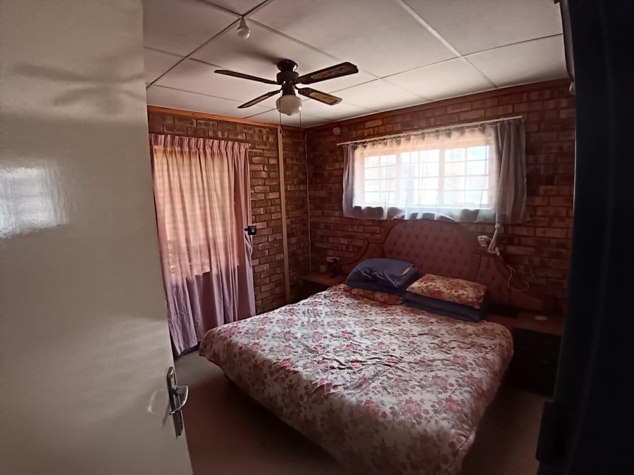 3 Bedroom Property for Sale in Oranjeville Free State